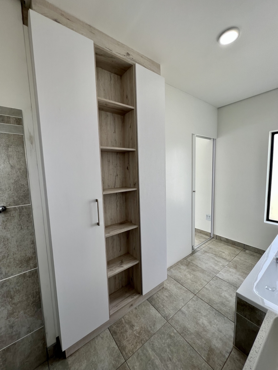 3 Bedroom Property for Sale in Jeffreys Bay Central Eastern Cape